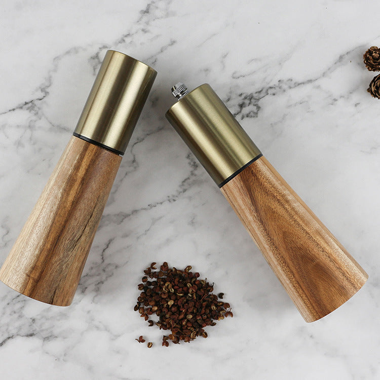 Kitchen pepper grinder